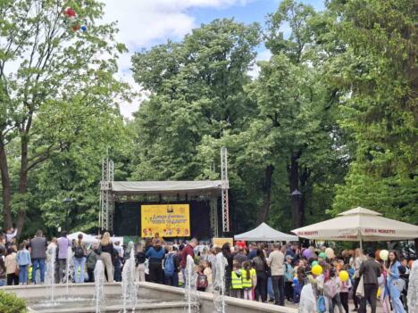 POCEOFESTIVAL2.jpg