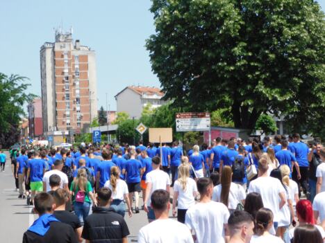 LOZNICA - Da im bude bolje.JPG