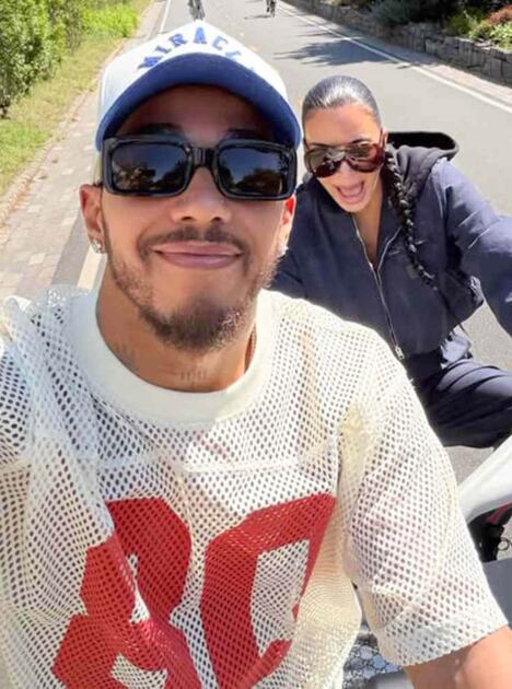 Kim Kardašijan i Luis Hamilton tokom vožnje bicikla u Njujorku