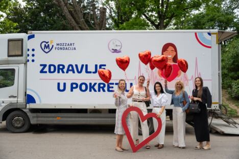 Foto Naslovna.jpg