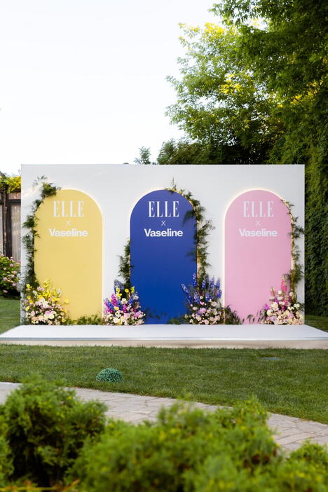 ELLE (1).jpg