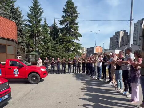 Vatrogasac Rađen Jokić odlazi u penziju 5.jpg