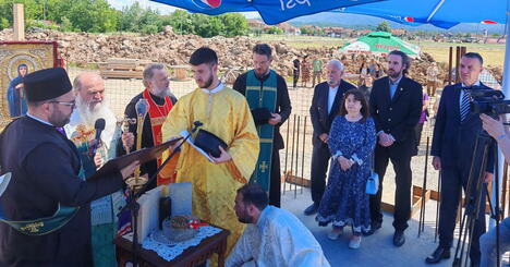 Gospodin David i porodica Đurović.jpg