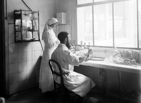 Laboratorija za vakcinu protiv tifusa, Pariz 1916. godine
