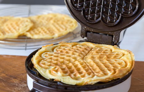 bakin kolač spremljen u aparatu
