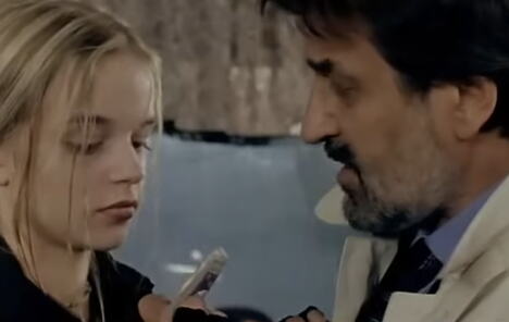 Maja Mandžuka i Dragan Nikolić u filmu Virutelna stvarnost
