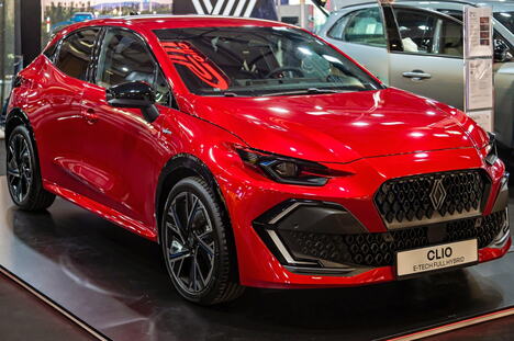 Renault Clio, hibridni automobil