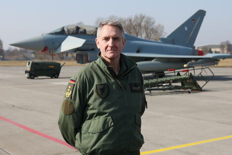 x01 EPA Leszek Szymanski.jpg