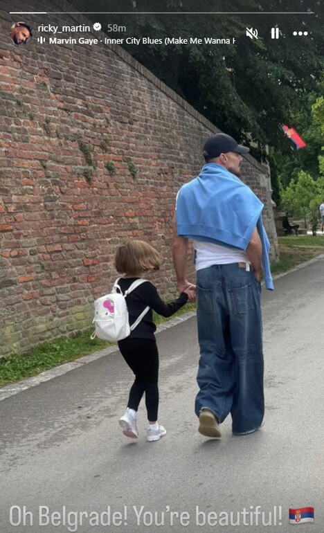 Riki Martin šeta Kalemegdanom sa ćerkom