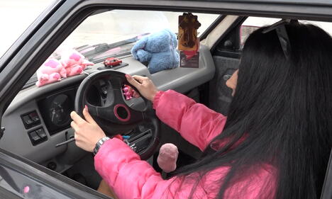 Jelena Despotović iz Trstenika sa roze „jugom“ ukrašenim detaljima inspirisanim Barbikom (6).PNG
