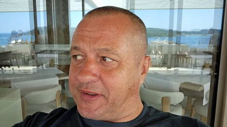524075_260624.02_14_40_14.Still007.jpg