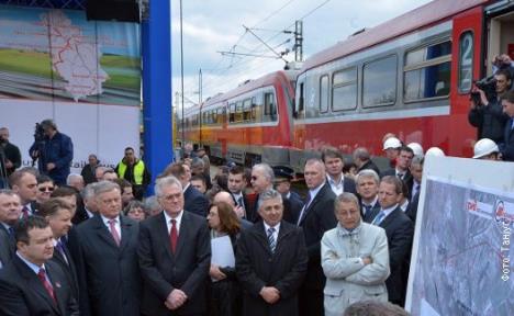 ivica-dacic-tomislav-nikolic-rts.jpg