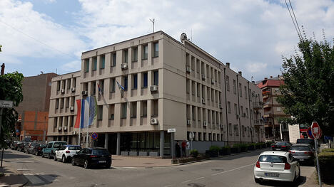 LOZNICA - Odbornici o javnoj garaži.jpg
