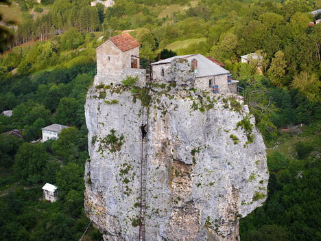 Kacki stub