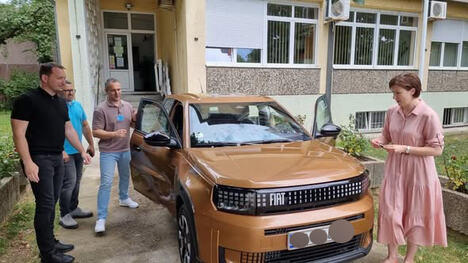 Novo vozilo  Trstenik