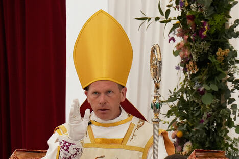 Bishop Michael Goldade AP Baz Ratner.jpg