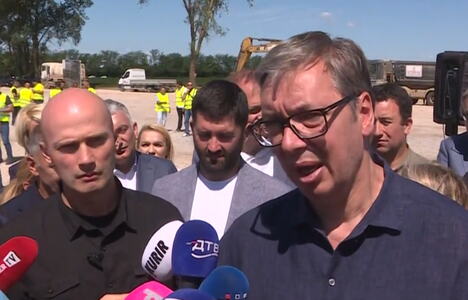 Aleksandar Vučić (3).png