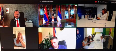danijel apostolovic zoom.jpg