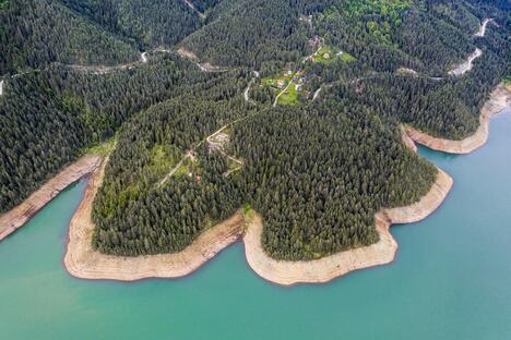 zaovinsko jezero,tara,leto-autor Predrag Vučković copy.jpg