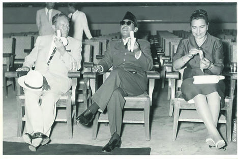 Tito i Jovanka u Indoneziji.jpg