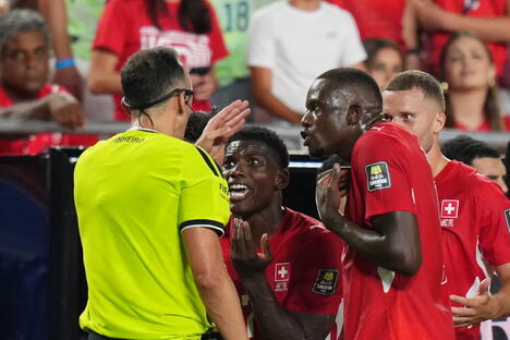 Bril Embolo Argentina Švajcarska