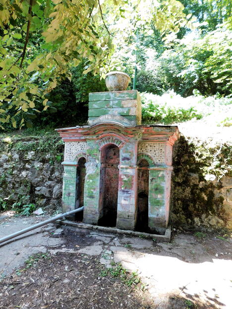 BANJA KOVILJAČA - Tri česme.JPG