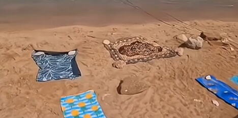 tepih na plaži.jpg