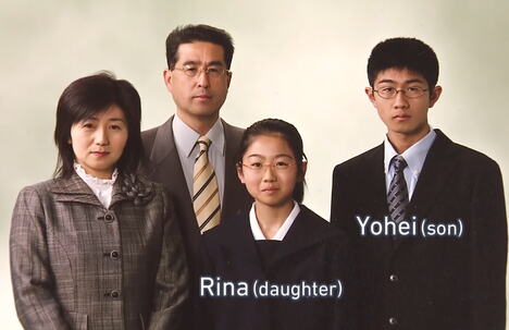 Jasuo Takamacu u traži tragove supruge Juko, nestale u cunamiju u Japanu (8).PNG