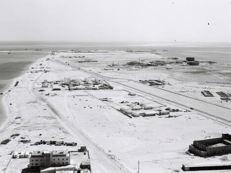 gulfnews_2024-11-17_33vfbaud_UAE_1971_6_1623929277771_17a19ba4d4d_original_ratio Topaz Gigapixel 2x scale.jpg