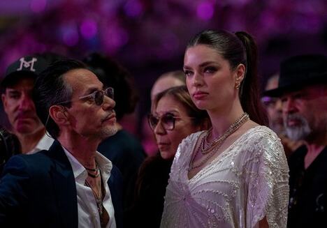 Mark Entoni, Nađa Ferira