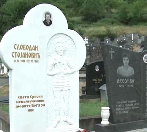 spomenik Slobodanu Stojanoviću