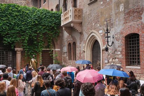 Julija, Verona