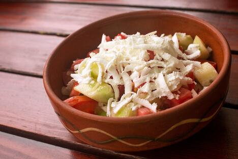 šopska salata