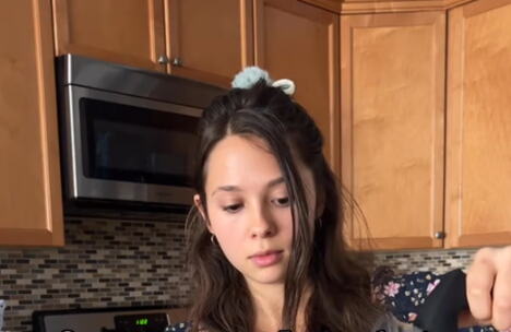 Sabrina Kastaldi (4).PNG