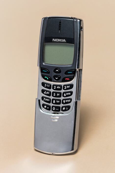 Nokia 8810.jpg