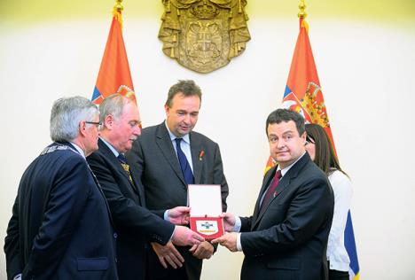 ivica-dacic-austrija-sprdanje.jpg