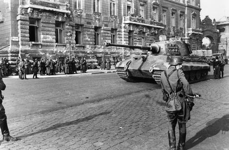 nacističke trupe u Budimpešti 1944. godine