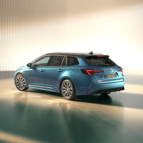 toy_corolla_60th_2026_hub_dig_1x1_s05_touring_sport.jpg