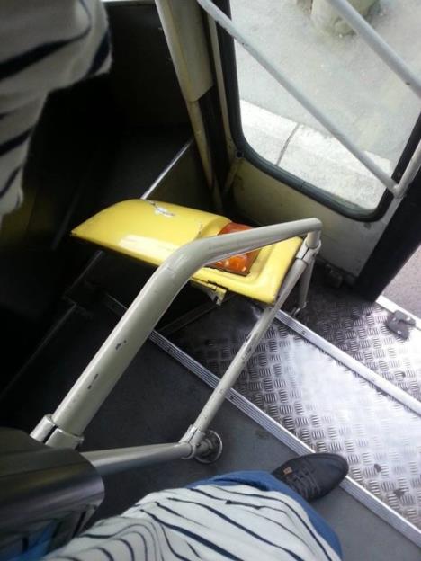 bizarnosti-iz-beogradskih-tramvaja-i-autobusa.jpg