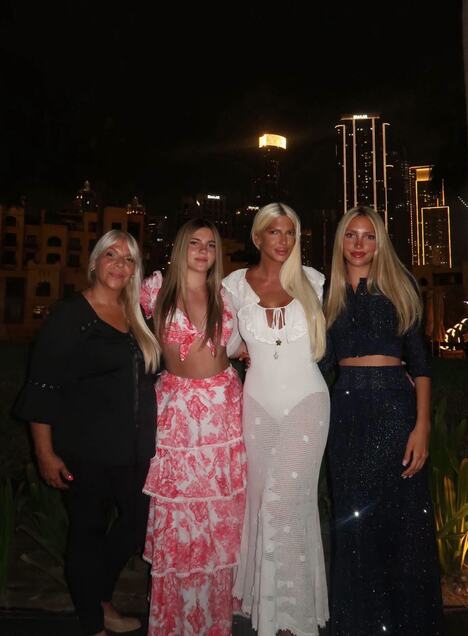 Jelena Karleusa (1).jpeg