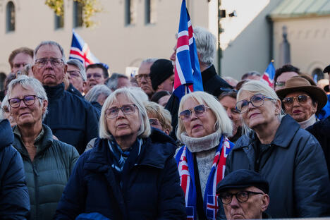 island referendum (4).jpg