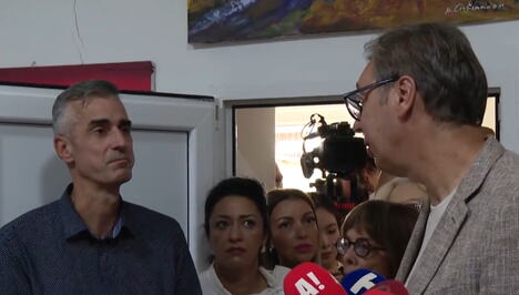 Aleksandar Vučić (3).png