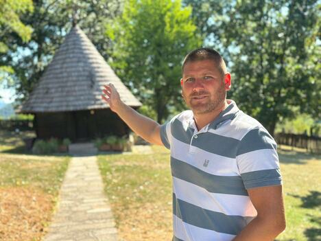 TAKOVO_CRKVA_BRVANARA_FOTO_4N_STUDIO.jpg