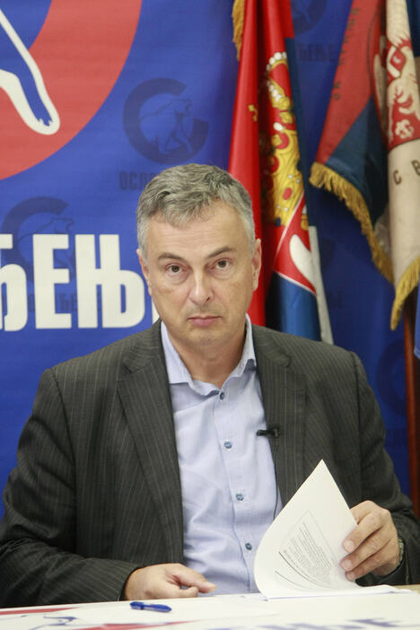 x02 Beta Milos Miskov.jpg