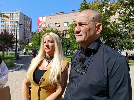 U Višem sudu za danas je zakazano suđenje roditeljima maloletnog M.M.(17)koji je sa 37 uboda nožem ubio svog školakog druga Andreja Simića(14) 5.oktobra 2023. godine
