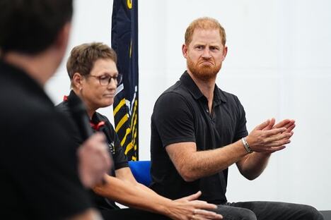 Prin Hari nakon povratka u Veliku Britaniju