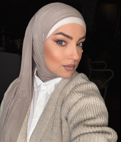 ana muratovic 4.png