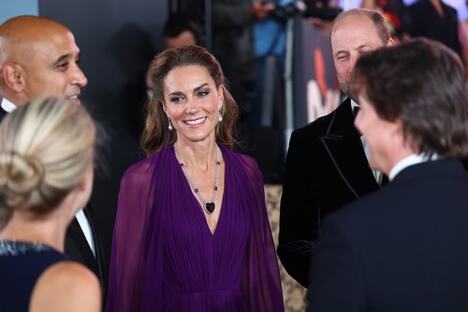 Kejt Midlton u haljini boje šljive na premijeri filma „Digger“ u Londonu