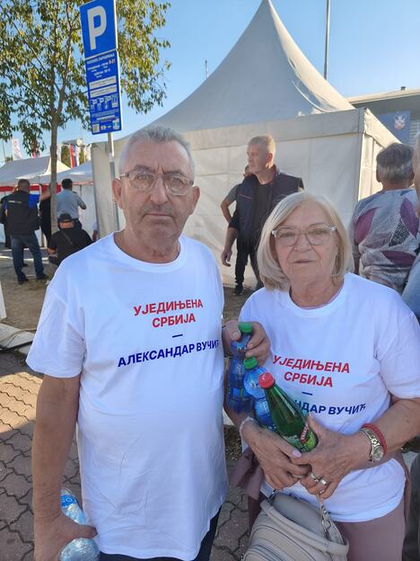 Ujedinjena Srbija Beogradska arena počelo okupljanje građana