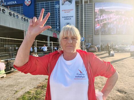 Gordana Ristić Ujedinjena Srbija Beogradska arena počelo okupljanje građana